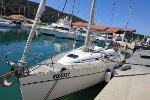 Split: Ganztagestour zum Segeln