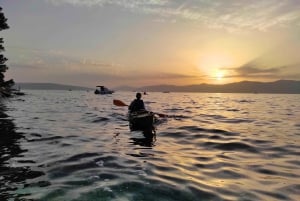 Split: Geführte Seekajaktour bei Sonnenuntergang