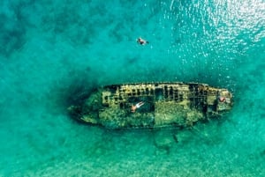 Split: Halbtägige Blaue Lagune, Schiffswrack und Trogir Bootstour