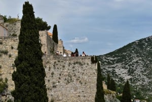 Split: Tour of Salona, Klis and Trogir with open top bus