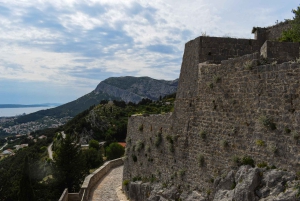 Split: Tour of Salona, Klis and Trogir with open top bus
