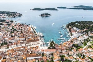 Split: Hvar, Brač en Pakleni Cruise met Lunch en Drankjes