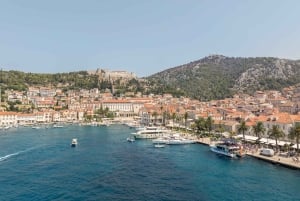 Split: Cruzeiro por Hvar, Brač e Pakleni com almoço e bebidas