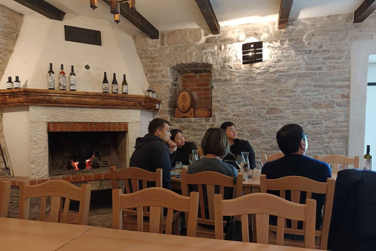 Сплит/Каштела/Трогир: частная экскурсия в Крку с дегустацией вина