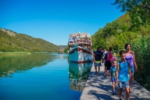 Split: Ausflug zu den Krka-Wasserfällen mit Bootsfahrt und Schwimmen