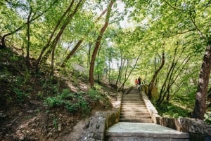 Split: Wycieczka do wodospadów Krka z rejsem łodzią i pływaniem