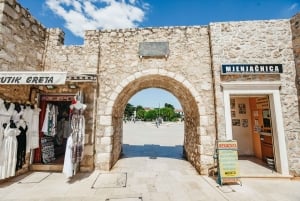 Split: Viagem às cascatas de Krka com cruzeiro de barco e natação