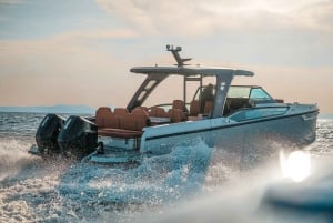 Split: Privater Luxus-Bootsausflug zu den Inseln Hvar und Pakleni