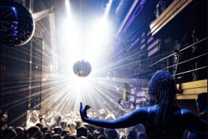 Split: nocna impreza na łodzi z darmowymi shotami, DJ-em i after party