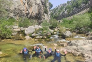 Spalato/Omiš: Canyoning sul fiume Cetina con guide certificate