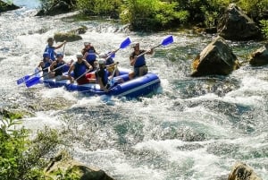 Split/Omiš: Raften op de Cetina rivier met klifsprong & zwemmen