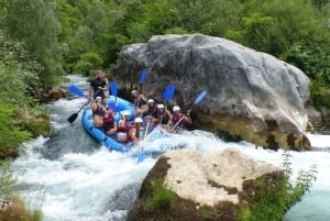Split/Omiš: Raften op de Cetina rivier met klifsprong & zwemmen