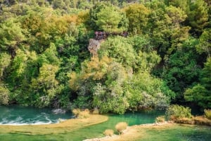 Spalato/Trogir: Escursione di un giorno al Parco Nazionale di Krka e barca per Skradin