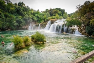 Split/Trogir: Wycieczka 1-dniowa do Parku Narodowego Krka z degustacją wina