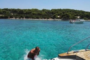 Split: Private Full Day Boat Trip to Blue Lagoon and Solta
