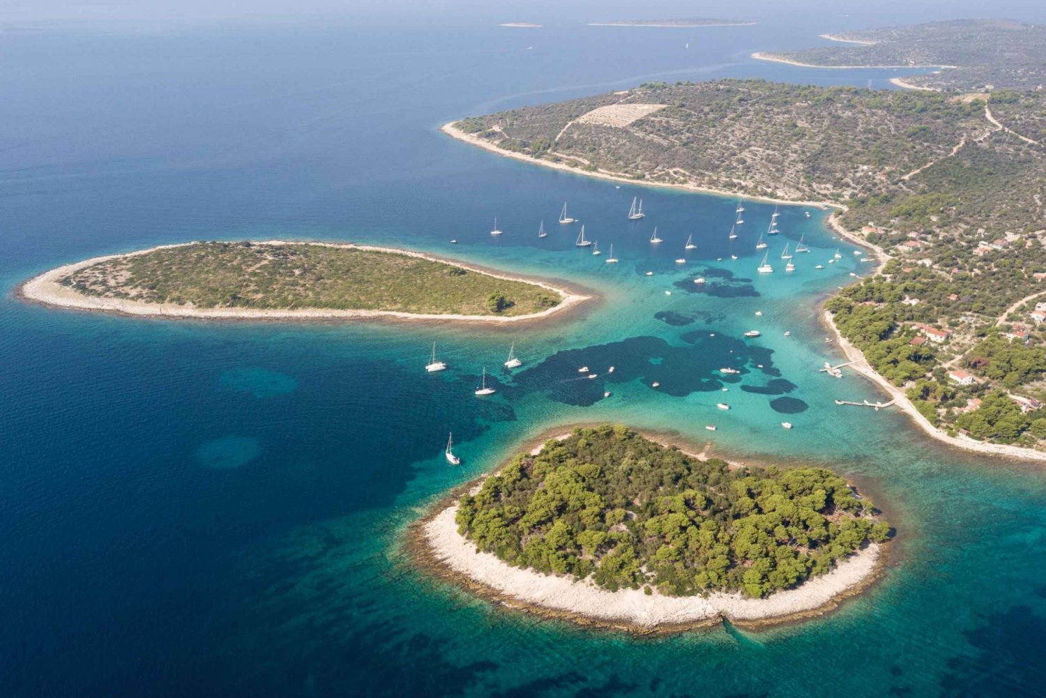 Split: Private Full Day Boat Trip to Blue Lagoon and Trogir