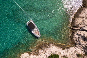 Split: Private Full Day Boat Trip to Blue Lagoon and Trogir