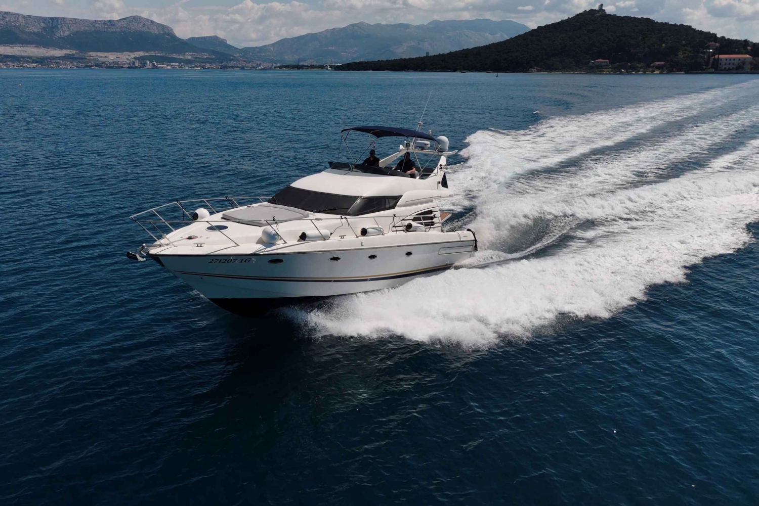 Split: privat dagstur med yacht til Adriaterhavsøyene