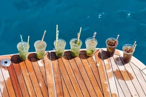 Split: Yksityinen päiväkierros jahtilla Adrianmeren saarille