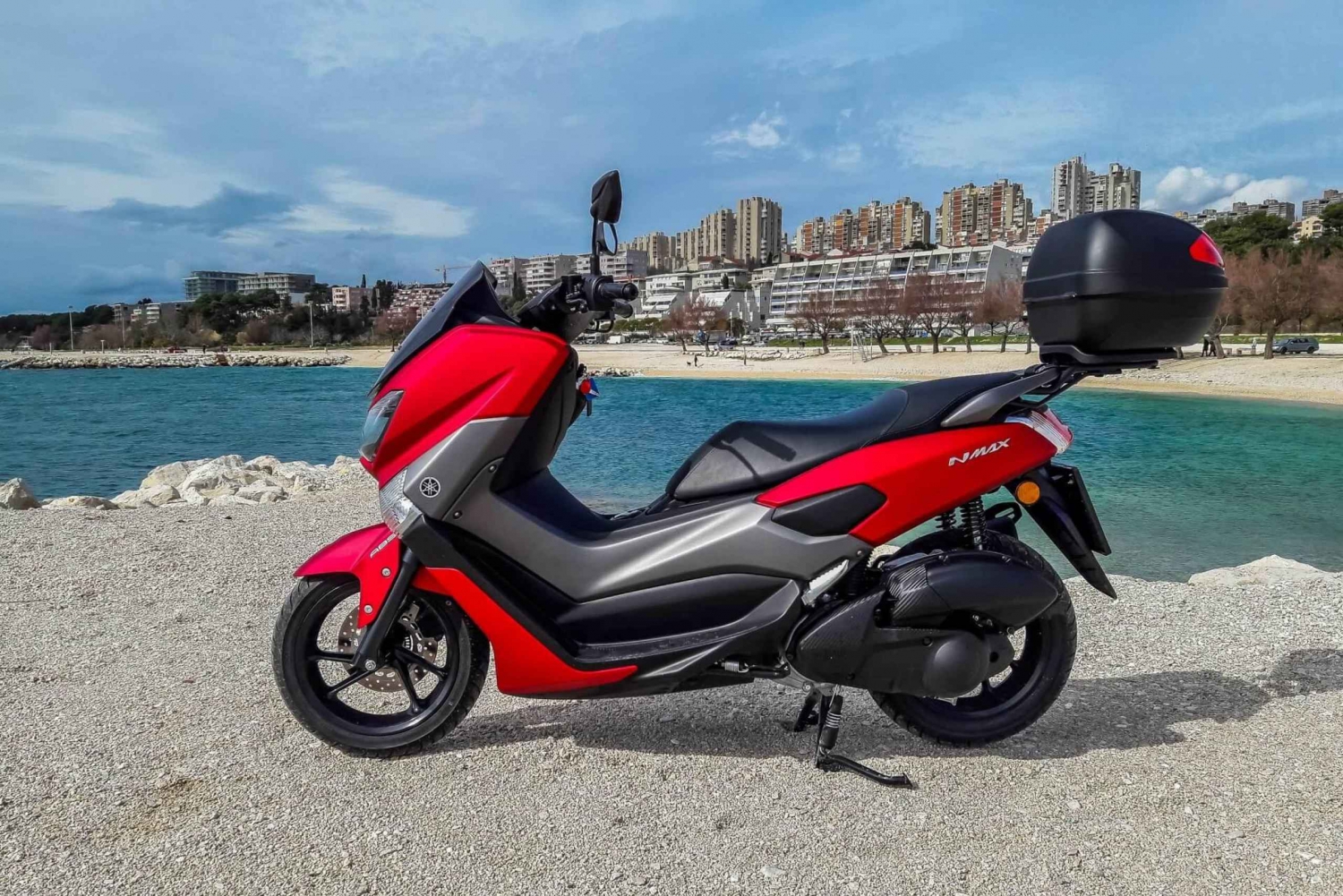 Split: Rent a scooter 125 cc