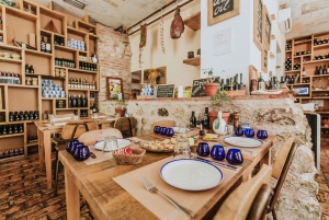 Split: Small group Walking Tour and Wine Tasting