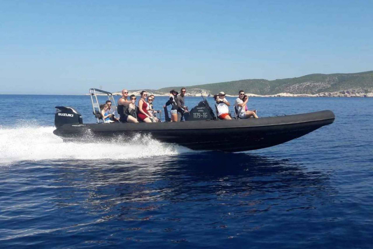 Split: Speedboat Tour with Blue Cave and Hvar Visit