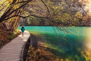 Split: Transfer til Zagreb med adgangsbilletter til Plitvice-søerne