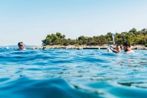 Split/Trogir: Blue Lagoon and 3 Islands Speedboat Tour