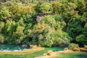 Split/Trogir: Krka National Park Day Trip & Boat to Skradin
