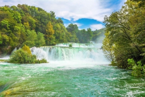 Split & Trogir: Krka watervallen & zwemmen in Primošten