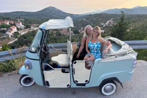 Stari Grad: Privat tuk-tuk-tur med vinprovning