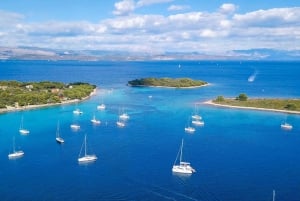 Split: Blå lagunen och Šolta båttur med lunch och drycker
