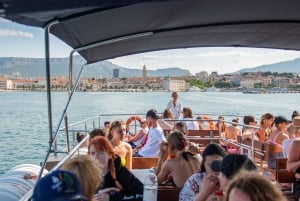 Crociera al tramonto con musica e vista sulla Riviera di Spalato
