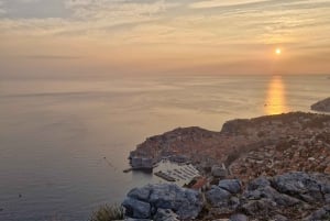 Dubrovnik: Panorama Pointin viininmaistelu auringonlaskun aikaan