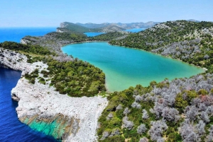 TOUR A SORPRESA KORNATI & TELASCICA Tour in barca (po Polsku)