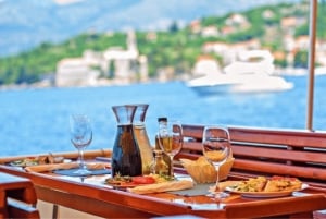 Three Island Boat Tour With Lunch