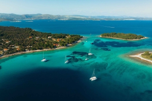 Сплит: экскурсия на полдня в подводный музей, Трогир и Голубую лагуну