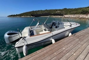 Trogir: Blaue Lagune und 3 Inseln Speedboat Tour