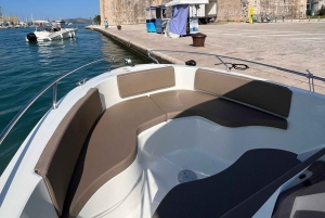 Trogir: Blaue Lagune und 3 Inseln Speedboat Tour