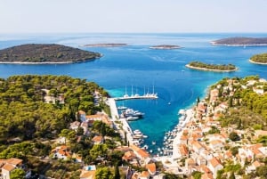Trogir: Blue Lagoon, Maslinica, and Solinska Bay Boat Tour