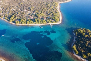 Trogir: Bådtur til Den Blå Lagune, Maslinica og Solinska-bugten