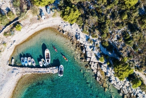 Trogir: Bådtur til Den Blå Lagune, Maslinica og Solinska-bugten