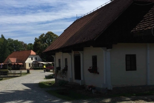 Tuheljske Toplice: castelos e igrejas de e-bike