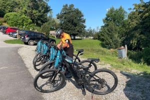 Tuheljske Toplice: Castles and churches by e-bike