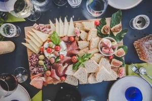 Umag: Oliiviöljyä, viiniä ja paikallista ruokaa perhetilalla.