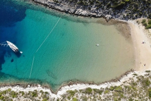 Vis: 3 saarta, 2 luolaa ja 7 paikkaa venekierros