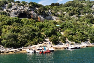 Vrsar: Lim Fjord Boat Tour with Swimming near Pirate's Cave