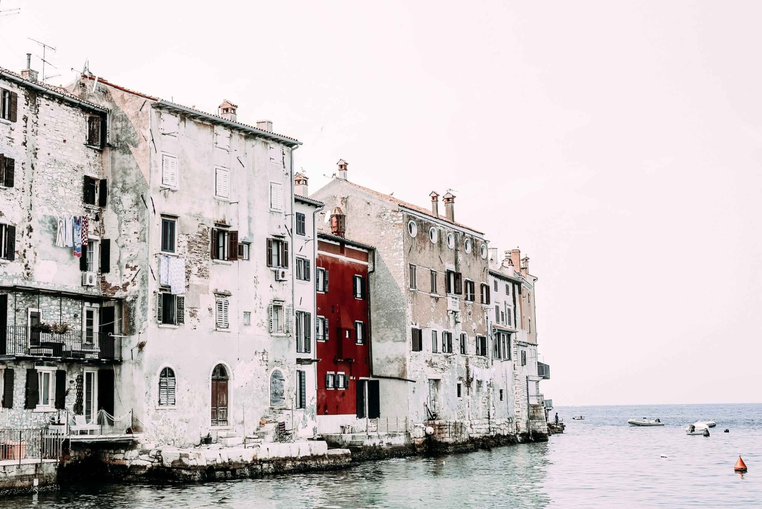 VRSAR: Night Boat Tour to Rovinj with Dolphin Watching