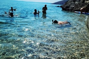 Water activity, kayak tours with a guide, cliff jumping
