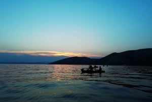 Water activity, kayak tours with a guide, cliff jumping